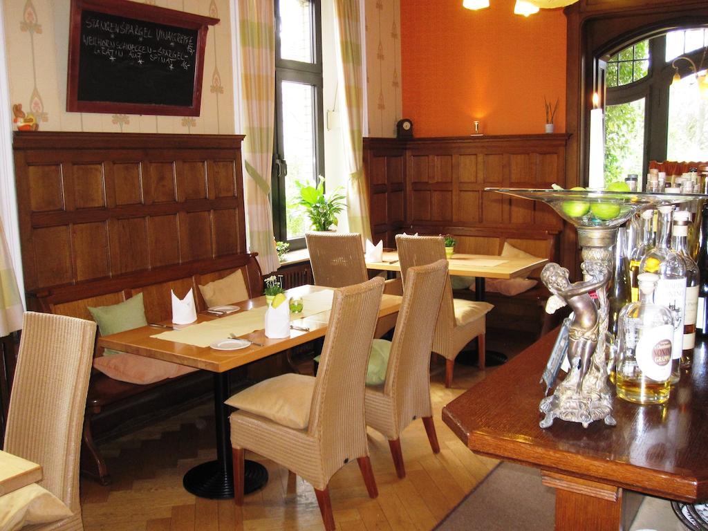 Alte Villa Ling 비에르센 외부 사진